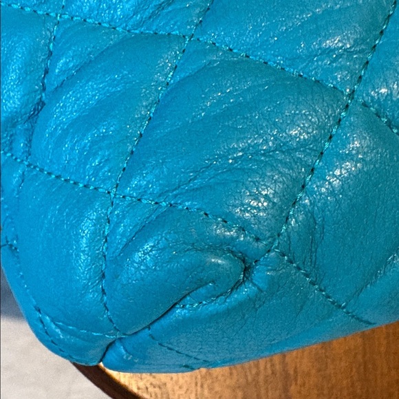 Kate Spade  satchel Crossbody bag Quilted leather Turquoise braided Chain Strap - Picture 7 of 16